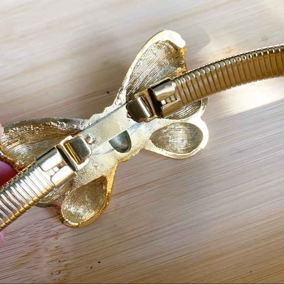 Gold bow 🎀 belt - Picture 6 of 7